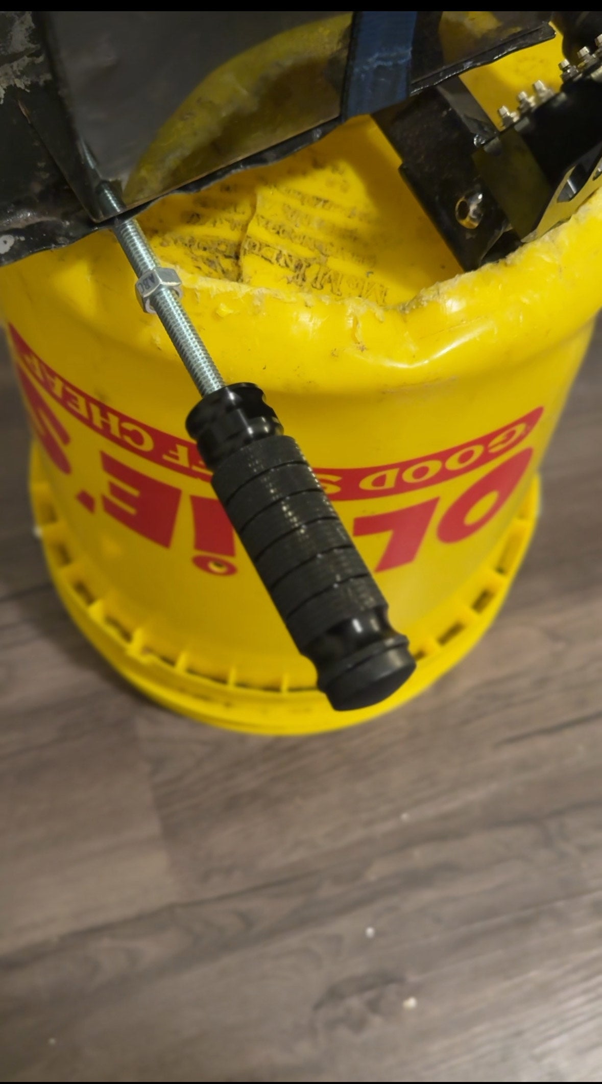 Razor footlock